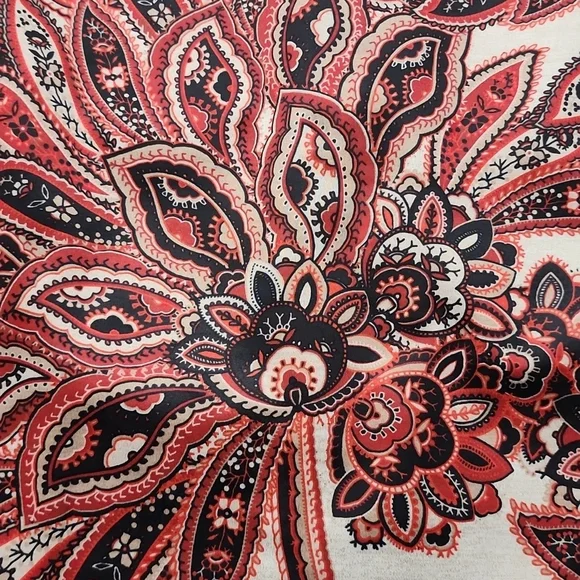 TH Floral Print Dress - Picture 9 of 9